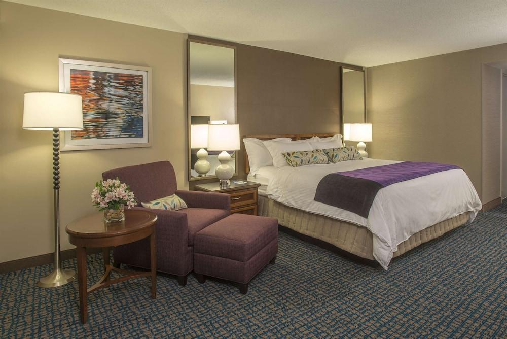 Hilton Peachtree City Atlanta Hotel & Conference Center Экстерьер фото