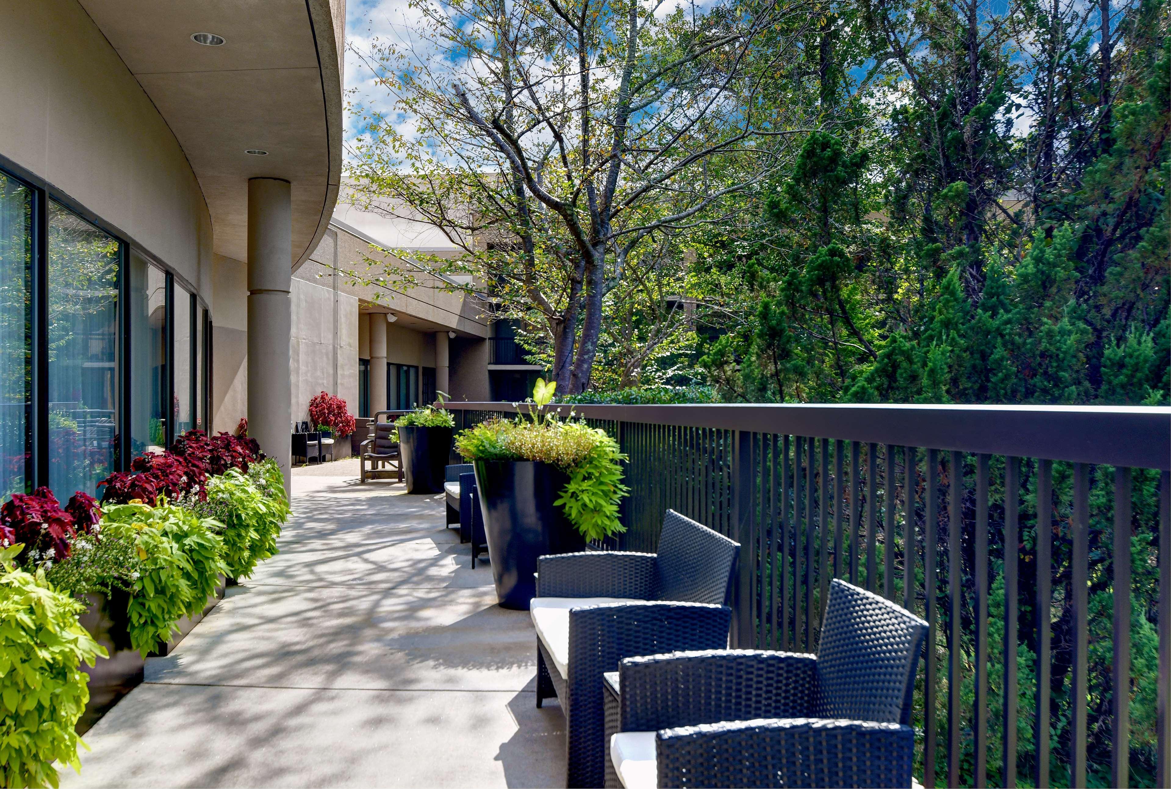 Hilton Peachtree City Atlanta Hotel & Conference Center Экстерьер фото