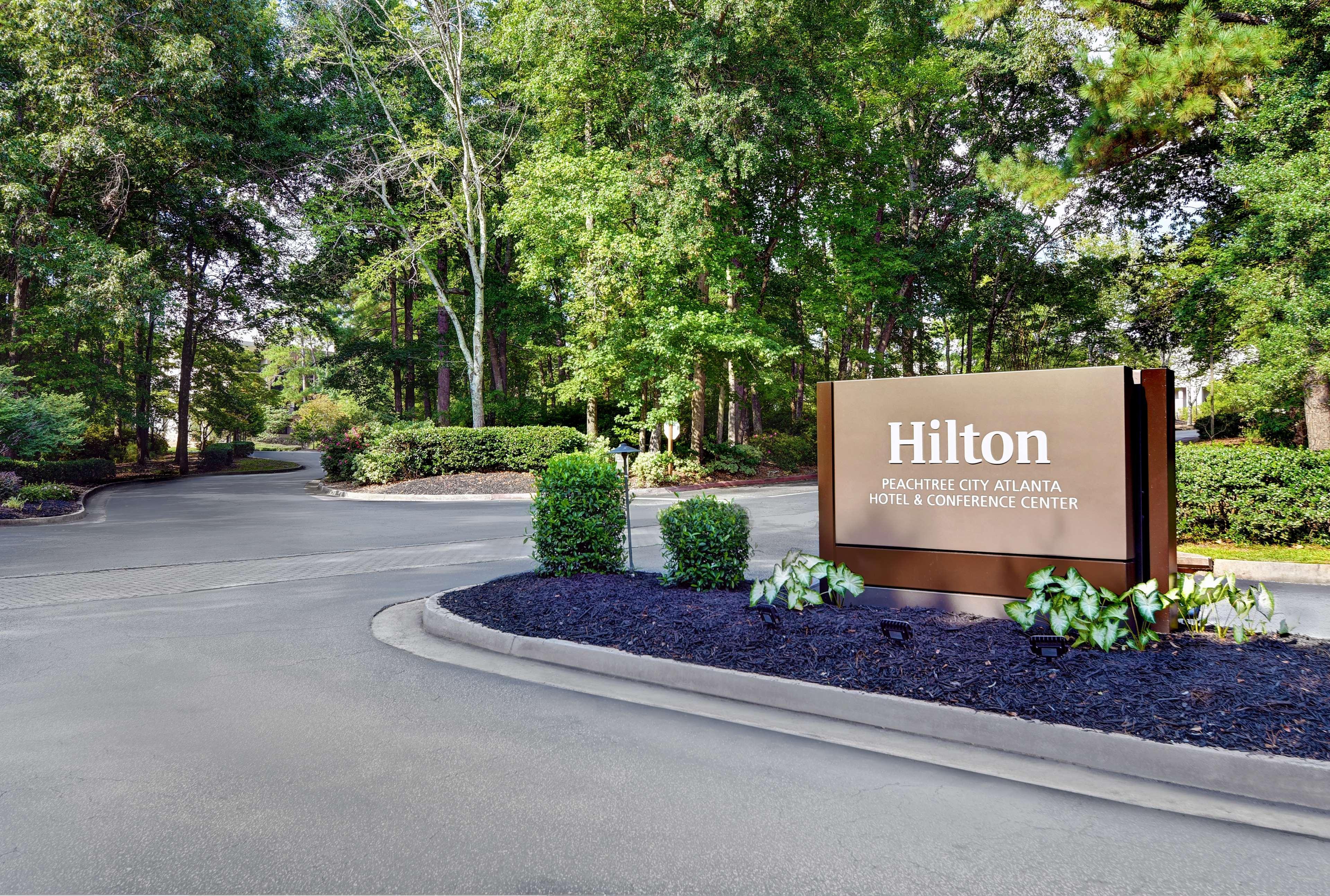 Hilton Peachtree City Atlanta Hotel & Conference Center Экстерьер фото